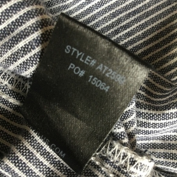 Lulu’s Off the Shoulder Gray‎ and White Railroad Stripe Crop Top S - Picture 10 of 11